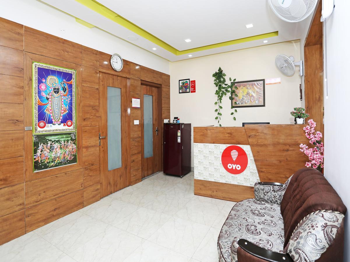 Oyo 10228 Hotel Chandramouli Jaipur Eksteriør bilde