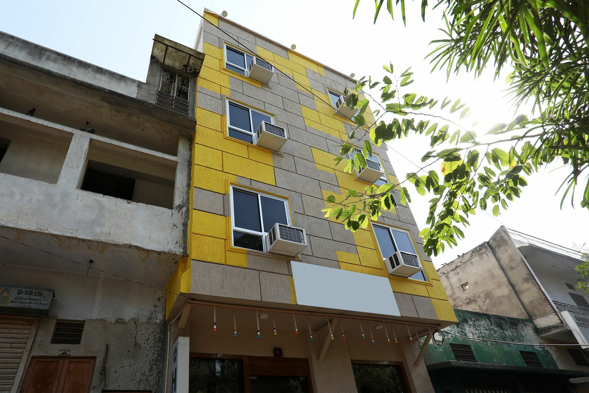 Oyo 10228 Hotel Chandramouli Jaipur Eksteriør bilde